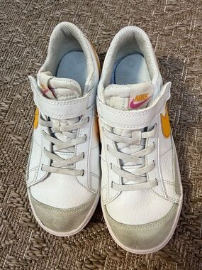 Nike Kids' Blazer Low '77 sneakers Youth Size 3Y